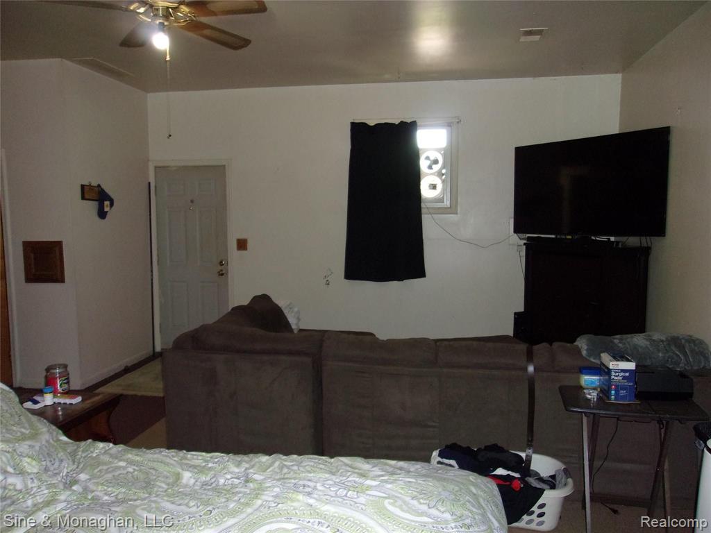 9324 Field Road Algonac, MI 48001 - Photo 27 of 40