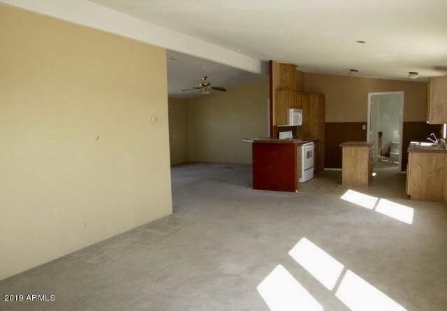 14512 South Tuthill Road Buckeye, AZ 85326 - Photo 11 of 26 C61CD330-8C3D-413E-9F20-3B29B6405F3F