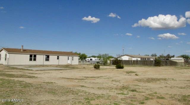 14512 South Tuthill Road Buckeye, AZ 85326 - Photo 3 of 26 D70B5FE6-E758-47EB-9CC9-7FDD79A514E6