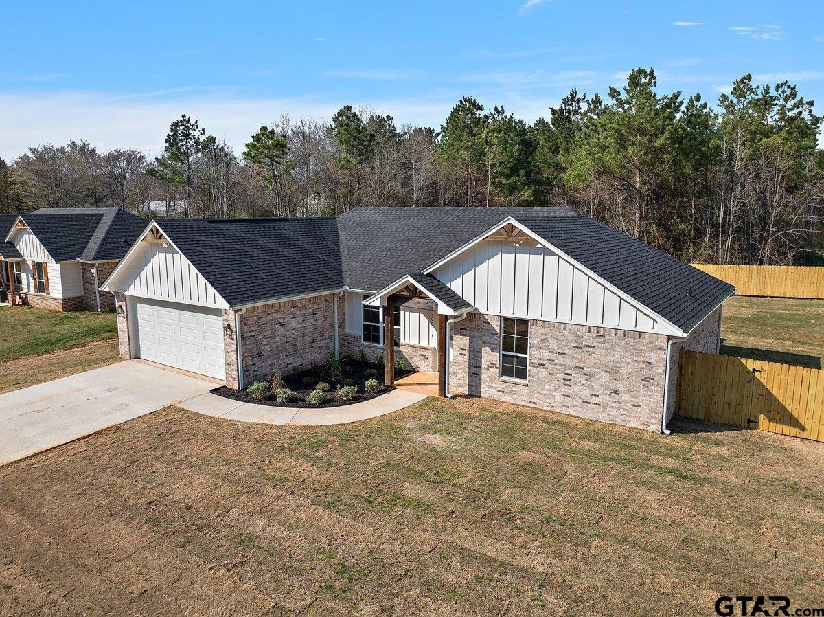 202 Jordan Street Rusk, TX 75785 - Photo 2 of 29