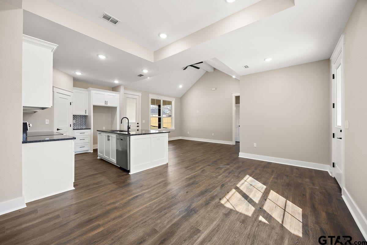 202 Jordan Street Rusk, TX 75785 - Photo 6 of 29