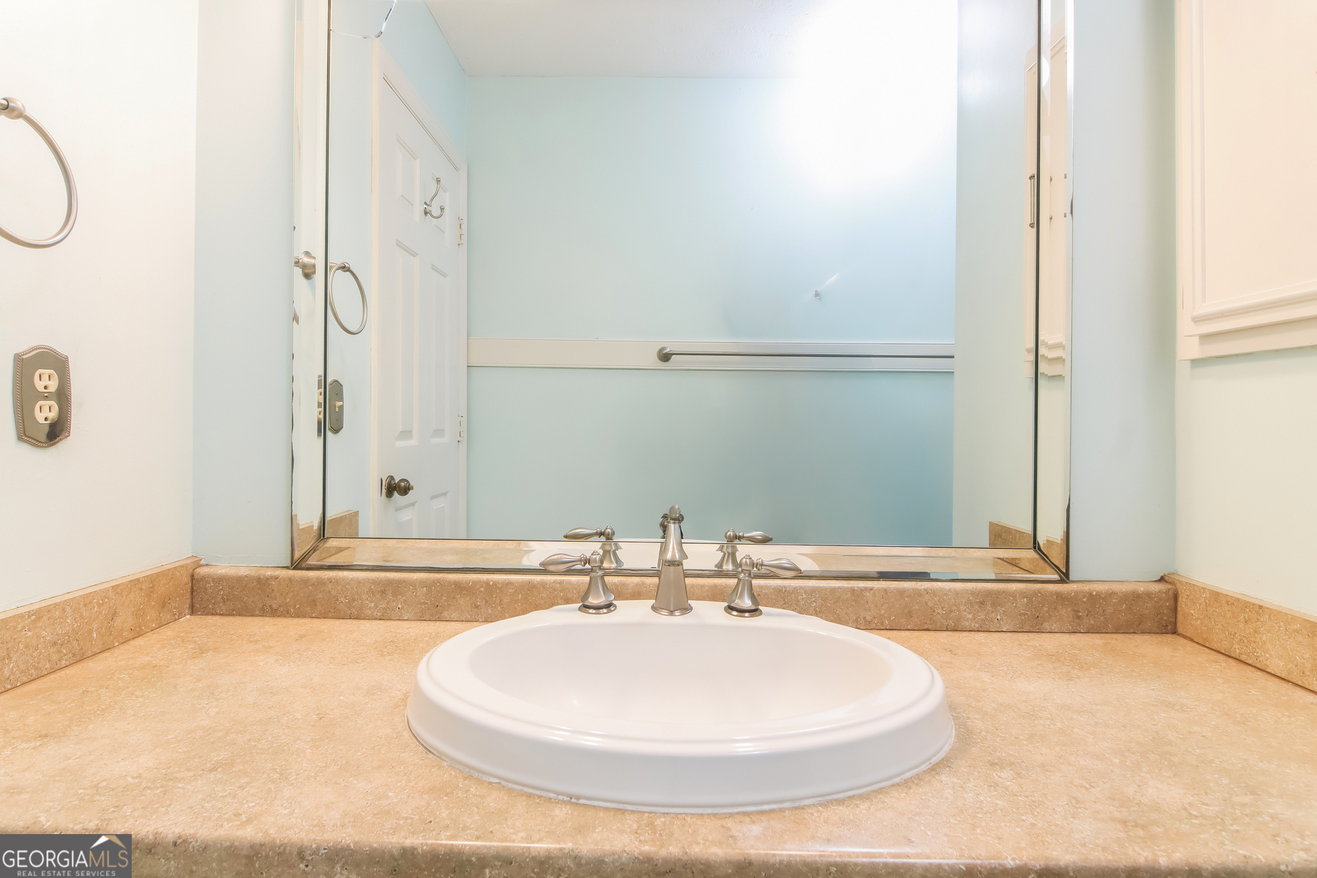 4303 Castlewood Parkway Columbus, GA 31907 - Photo 13 of 19