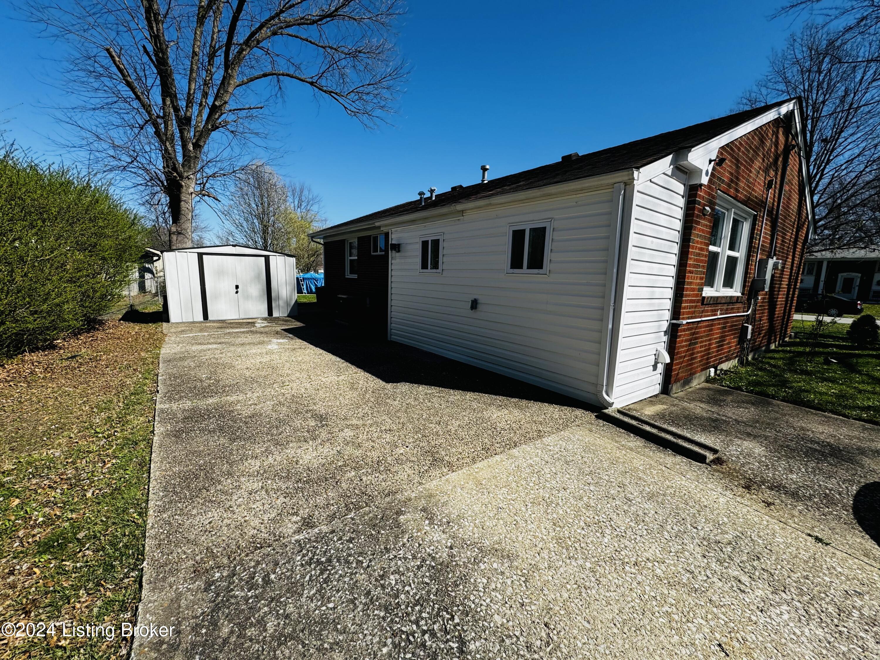8806 Moody Road Louisville, KY 40219 - Photo 20 of 22 IMG_7450