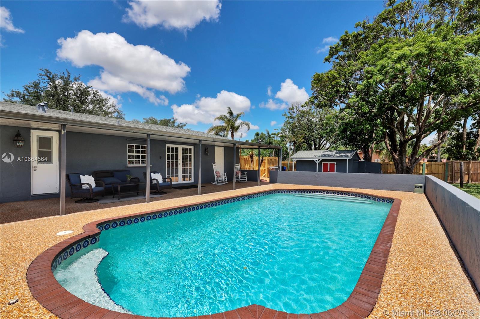 5700 Southwest 188th Avenue Southwest Ranches, FL 33332 - Photo 2 of 61 Gallery Image 2