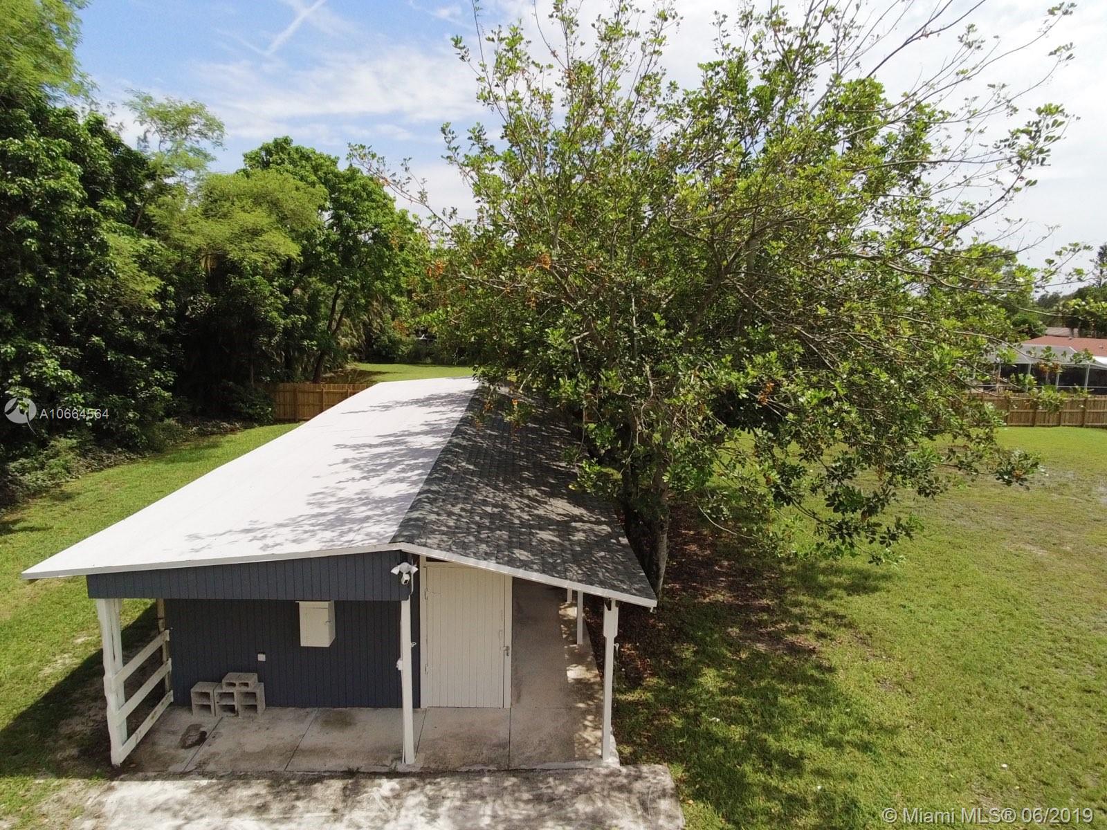 5700 Southwest 188th Avenue Southwest Ranches, FL 33332 - Photo 11 of 61 Gallery Image 11