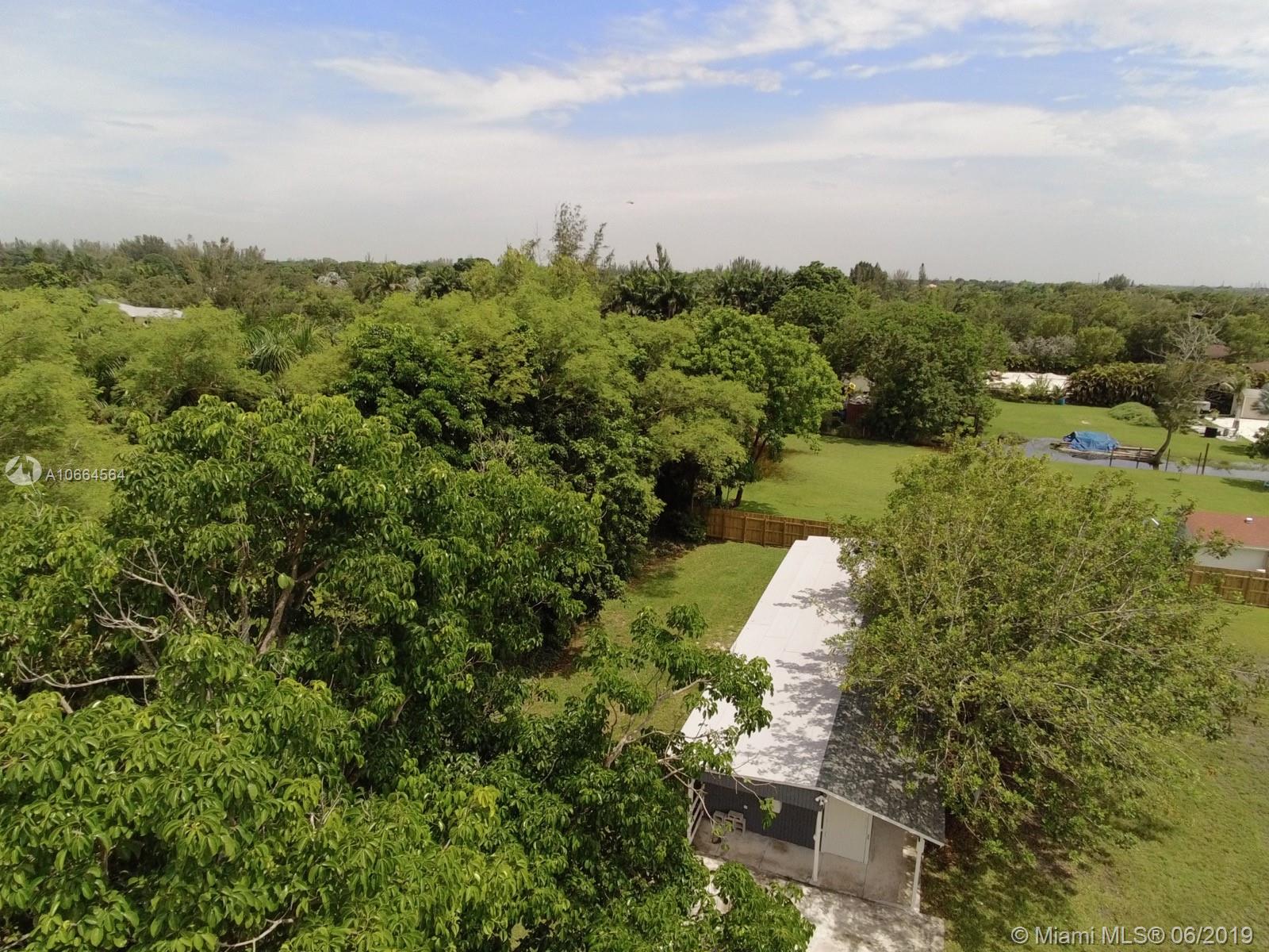 5700 Southwest 188th Avenue Southwest Ranches, FL 33332 - Photo 12 of 61 Gallery Image 12