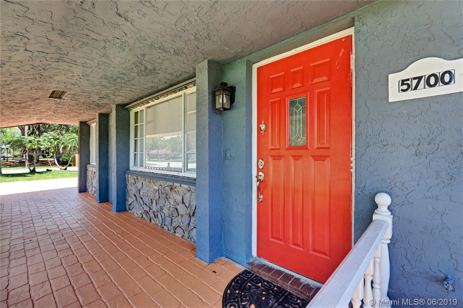 5700 Southwest 188th Avenue Southwest Ranches, FL 33332 - Photo 20 of 61 Gallery Image 20