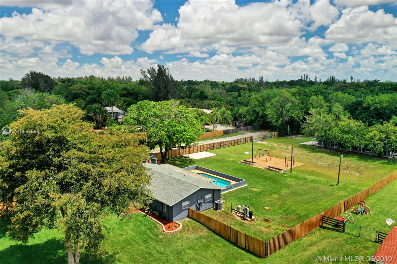 5700 Southwest 188th Avenue Southwest Ranches, FL 33332 - Photo 22 of 61 Gallery Image 22