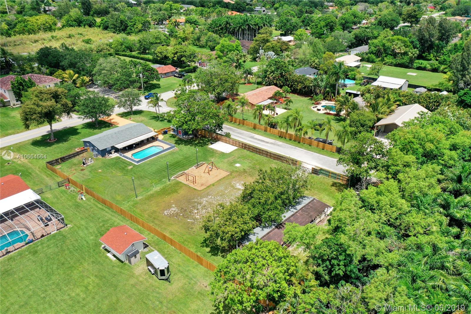 5700 Southwest 188th Avenue Southwest Ranches, FL 33332 - Photo 27 of 61 Gallery Image 27