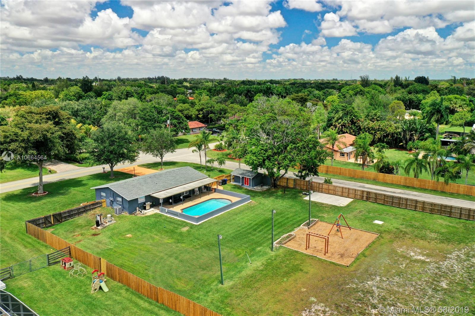 5700 Southwest 188th Avenue Southwest Ranches, FL 33332 - Photo 29 of 61 Gallery Image 29