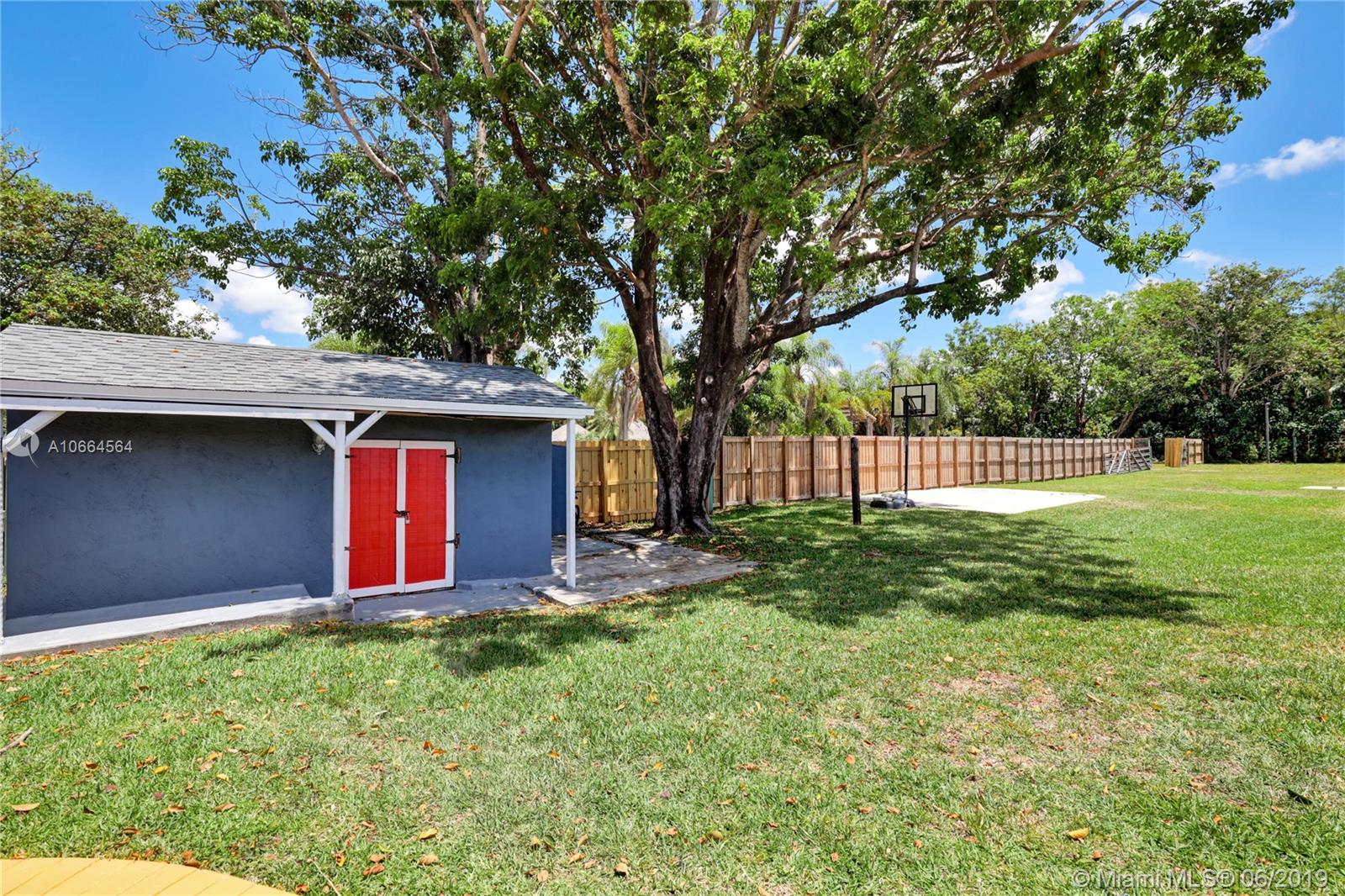 5700 Southwest 188th Avenue Southwest Ranches, FL 33332 - Photo 4 of 61 Gallery Image 4