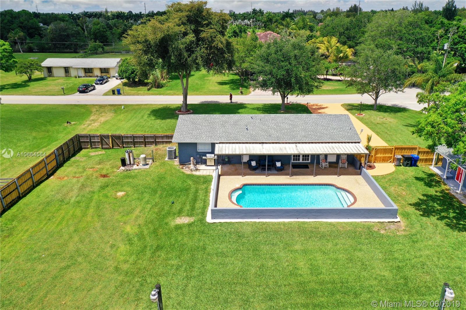 5700 Southwest 188th Avenue Southwest Ranches, FL 33332 - Photo 32 of 61 Gallery Image 32