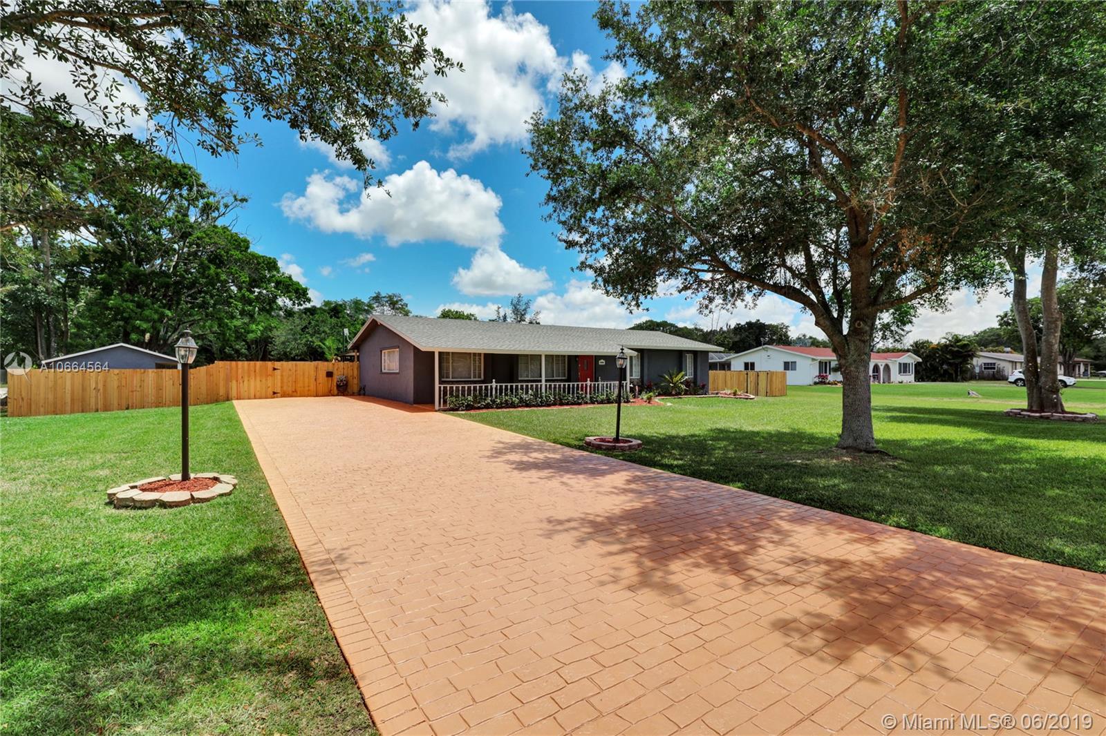 5700 Southwest 188th Avenue Southwest Ranches, FL 33332 - Photo 39 of 61 Gallery Image 39