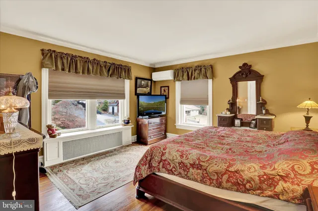 a view of a hallway with elevator