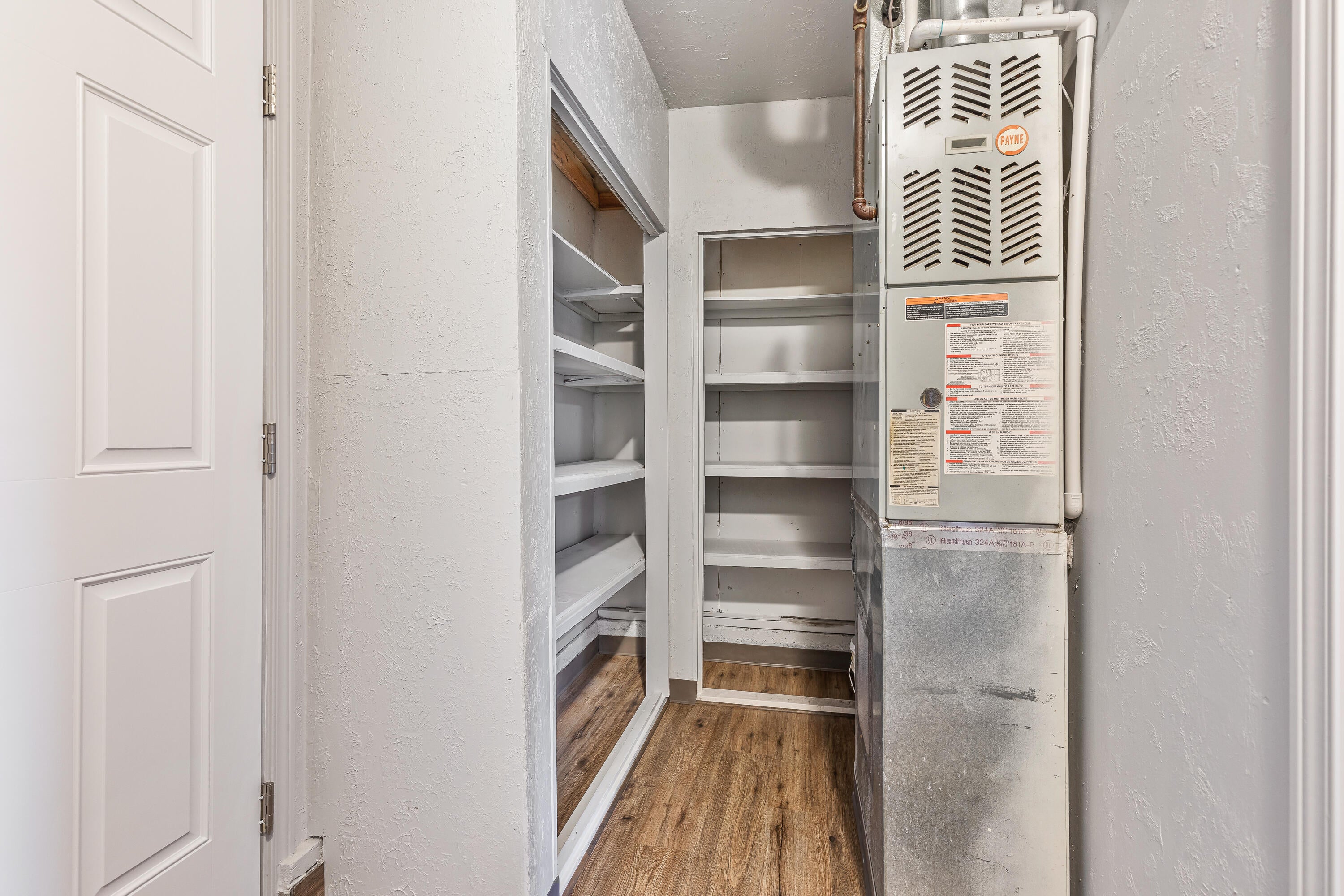 8034 Division Road White City, OR 97503 - Photo 25 of 31 Pantry - off of garage conversion