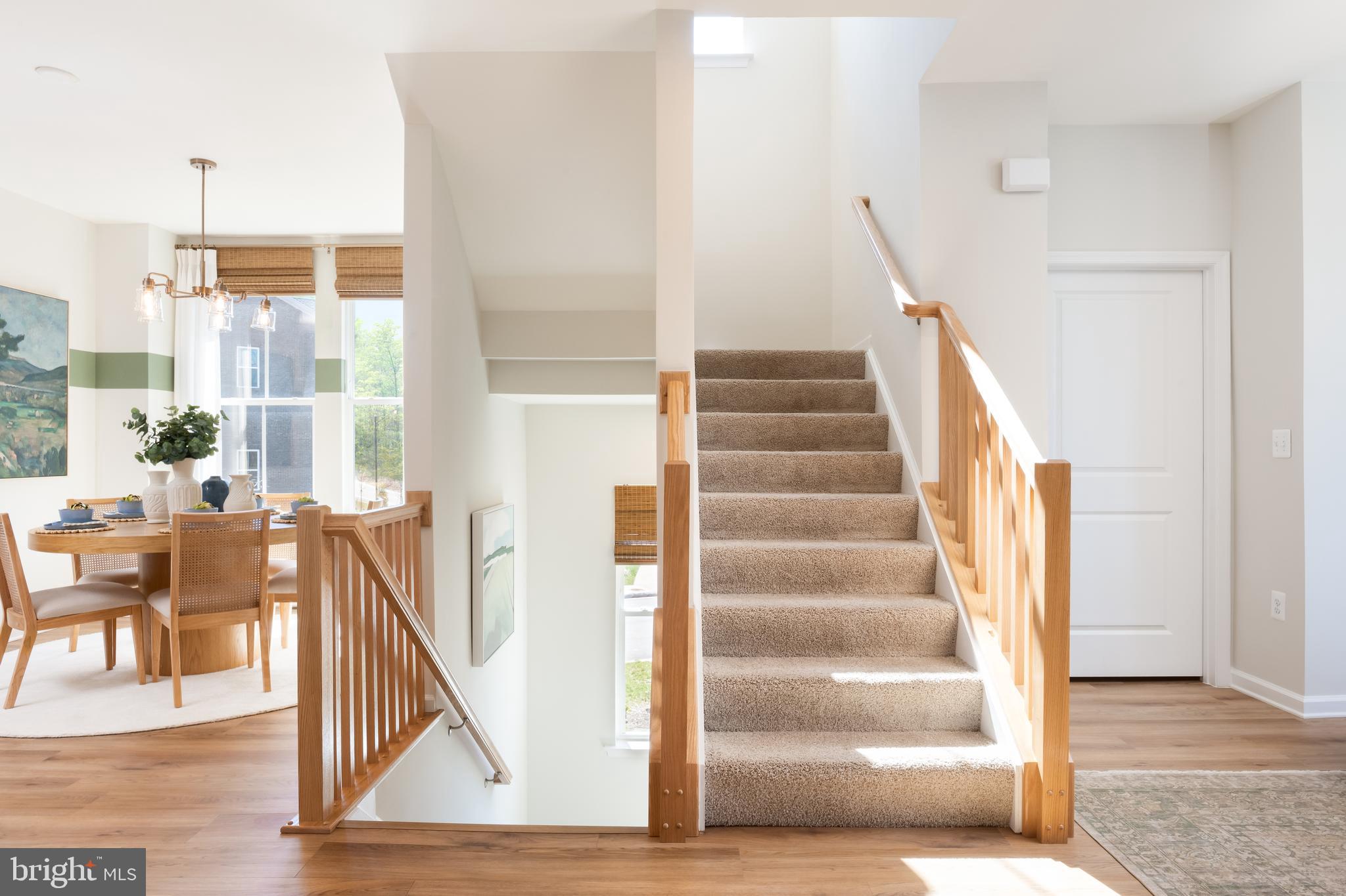 10150 Queens Way Manassas, VA 20110 - Photo 14 of 77 Main Stairs