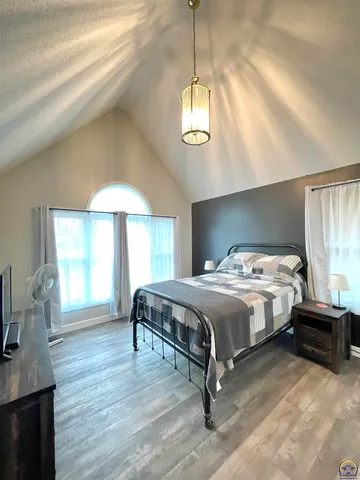 $398,000 | 1836 Southwest Urish Road, Topeka, KS 66615