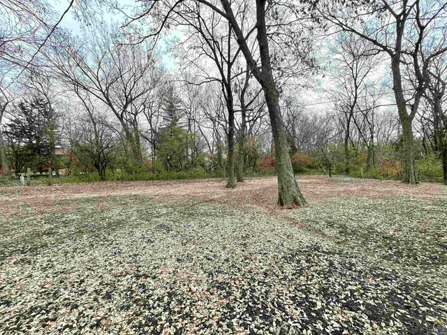 $398,000 | 1836 Southwest Urish Road, Topeka, KS 66615