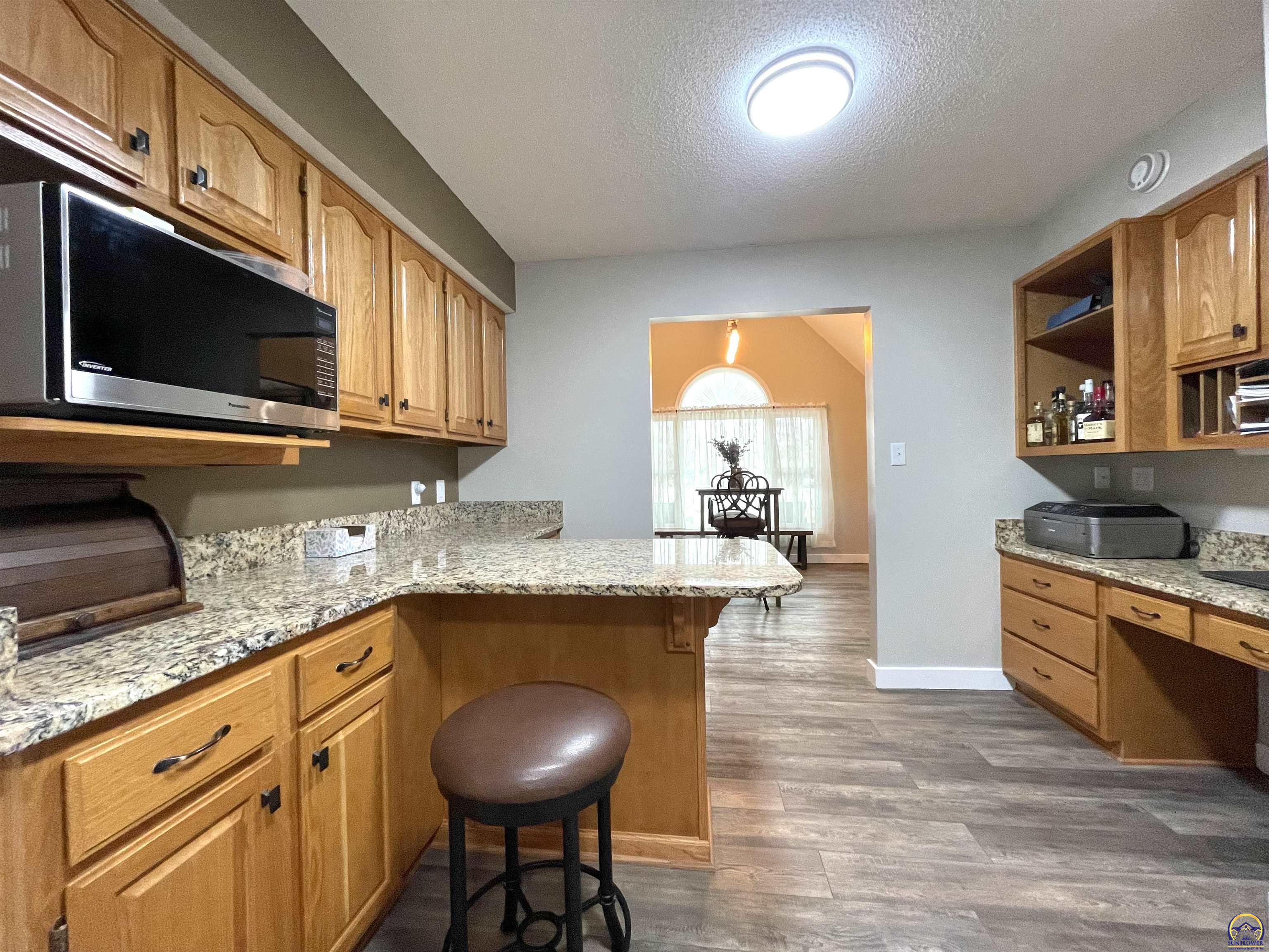 1836 Southwest Urish Road Topeka, KS 66615 - Photo 8 of 27