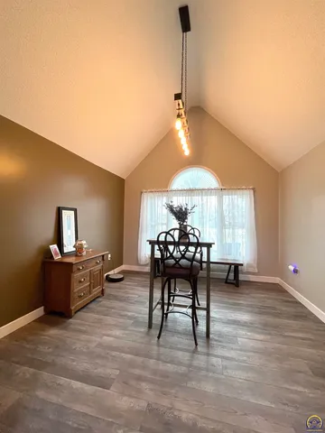 $398,000 | 1836 Southwest Urish Road, Topeka, KS 66615