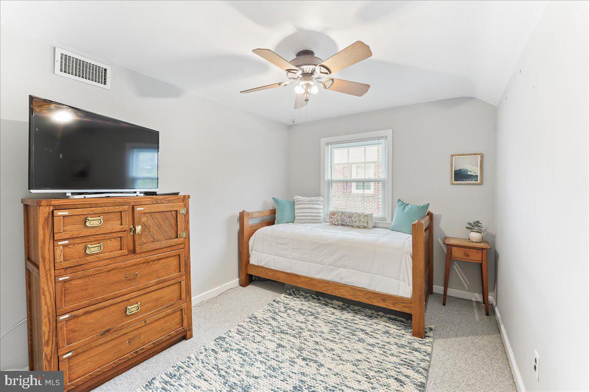 327 Indian Rock Drive Springfield, PA 19064 - Photo 12 of 28