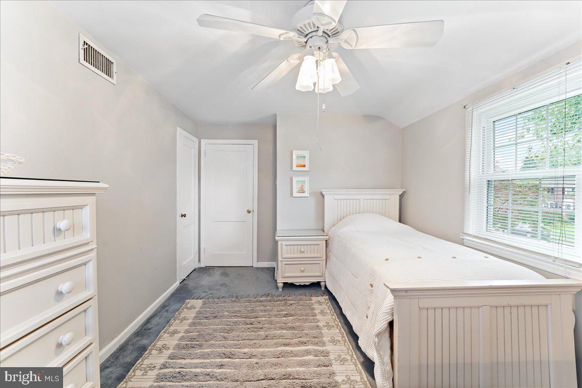 327 Indian Rock Drive Springfield, PA 19064 - Photo 13 of 28