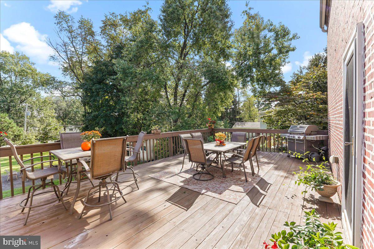 327 Indian Rock Drive Springfield, PA 19064 - Photo 19 of 28