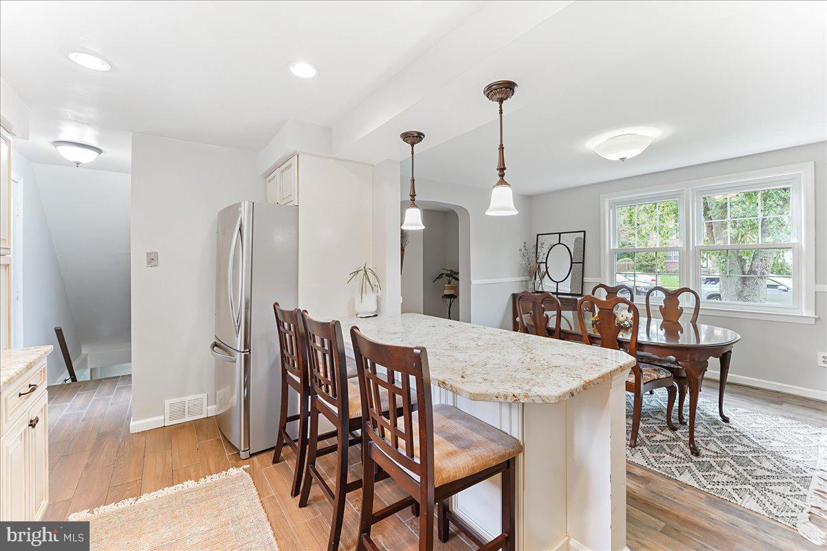 327 Indian Rock Drive Springfield, PA 19064 - Photo 5 of 28