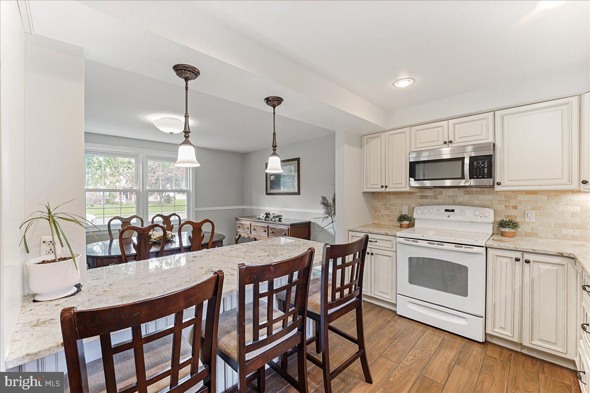 327 Indian Rock Drive Springfield, PA 19064 - Photo 10 of 28