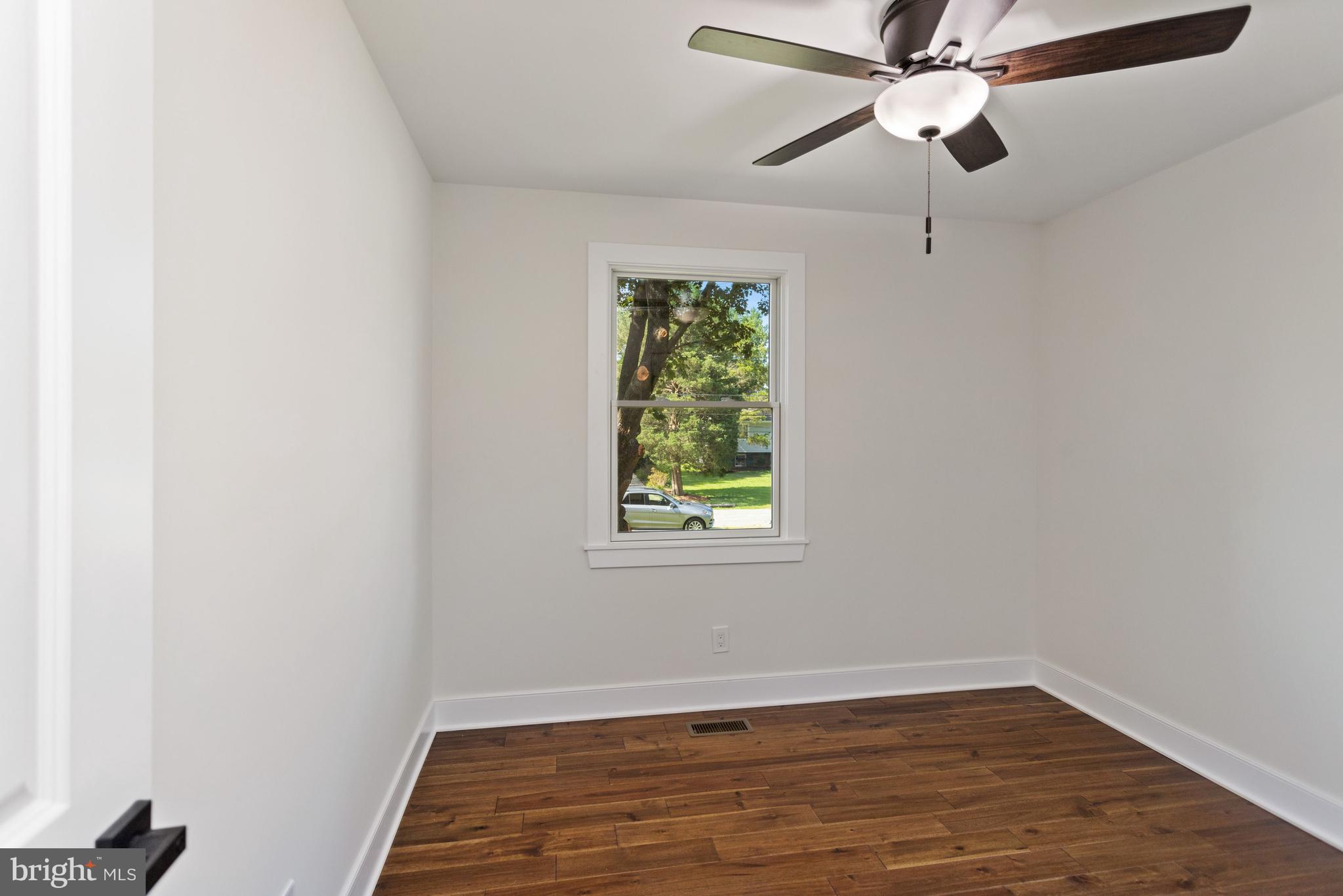 106 Pinecrest Drive Annapolis, MD 21403 - Photo 19 of 47 Bedroom #3