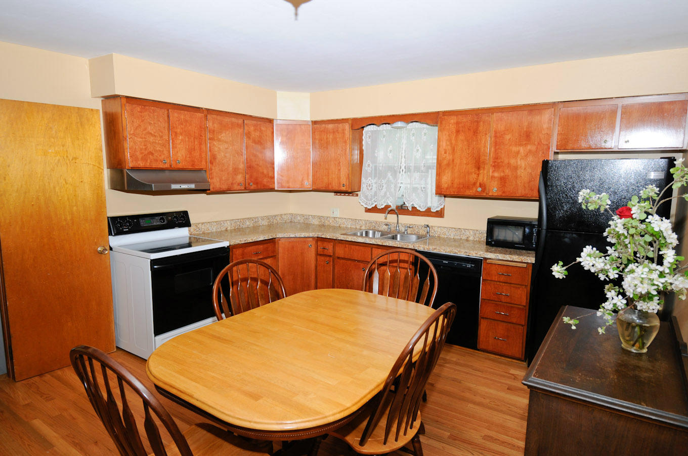 5 Patterson Road Lenox, MA 01242 - Photo 3 of 26 5 Patterson-Kitchen view 2