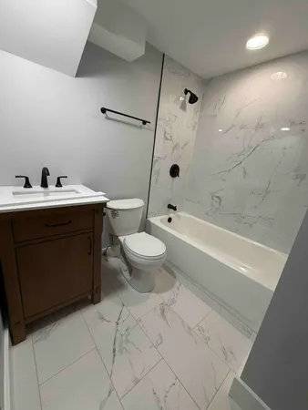 $1,995 | 2221 West 21st Place, Unit BR, Chicago, IL 60608
