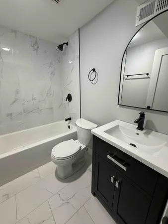 $1,995 | 2221 West 21st Place, Unit BR, Chicago, IL 60608