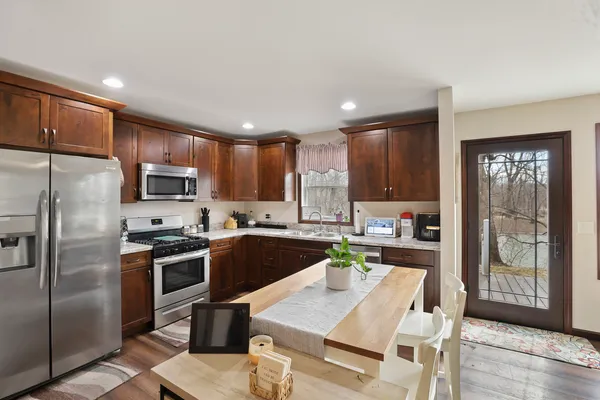 $229,900 | 204 South Henry Street, Ashkum, IL 60911