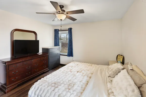 $229,900 | 204 South Henry Street, Ashkum, IL 60911