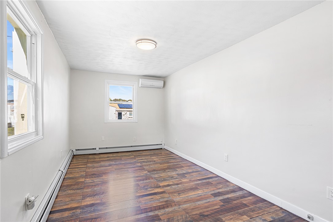 14 Whittlesey Road Johnston, RI 02919 - Photo 11 of 28