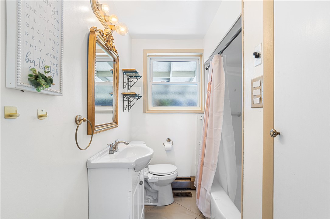 14 Whittlesey Road Johnston, RI 02919 - Photo 17 of 28