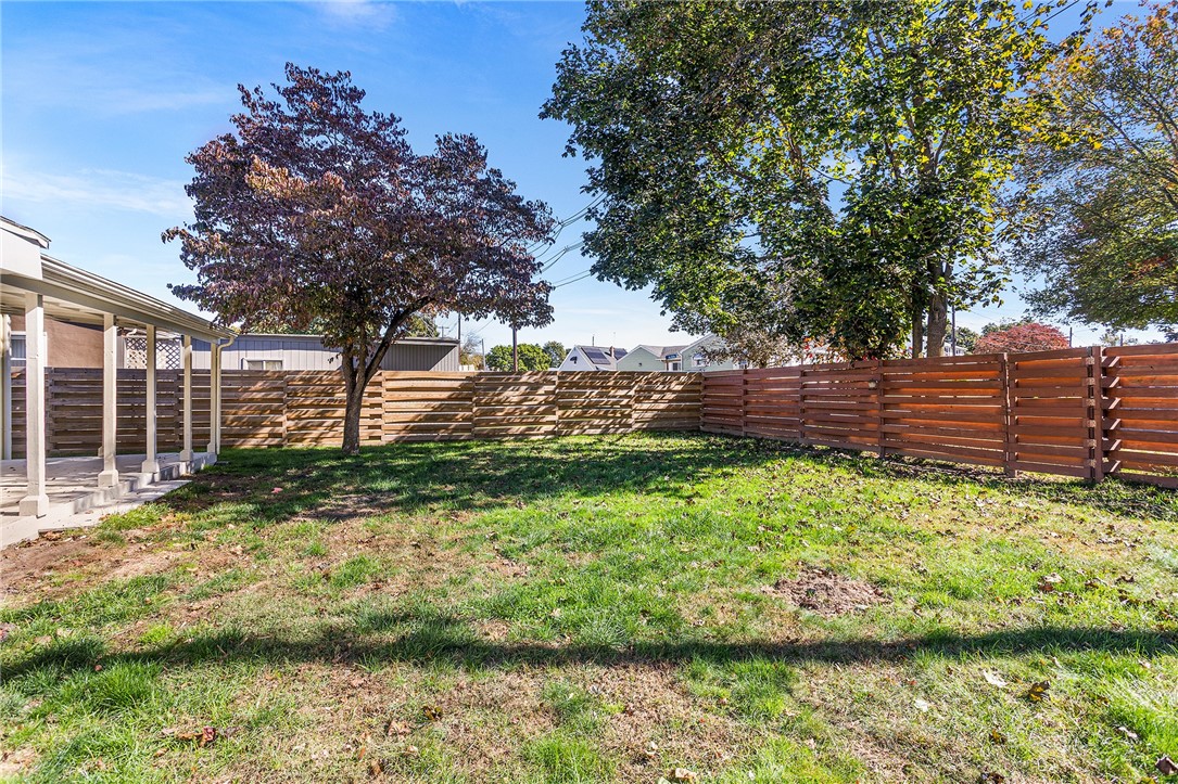 14 Whittlesey Road Johnston, RI 02919 - Photo 24 of 28