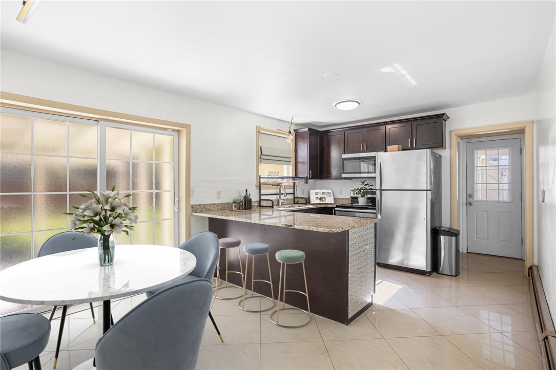 14 Whittlesey Road Johnston, RI 02919 - Photo 5 of 28