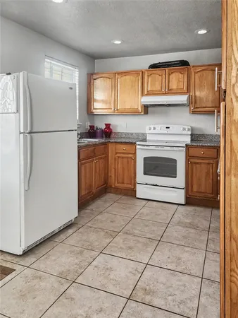 $1,395 | 5617 Avenue R 1/2, Galveston, TX 77551