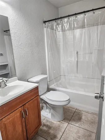 $1,395 | 5617 Avenue R 1/2, Galveston, TX 77551