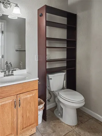 $1,395 | 5617 Avenue R 1/2, Galveston, TX 77551