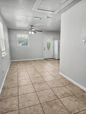 $1,395 | 5617 Avenue R 1/2, Galveston, TX 77551