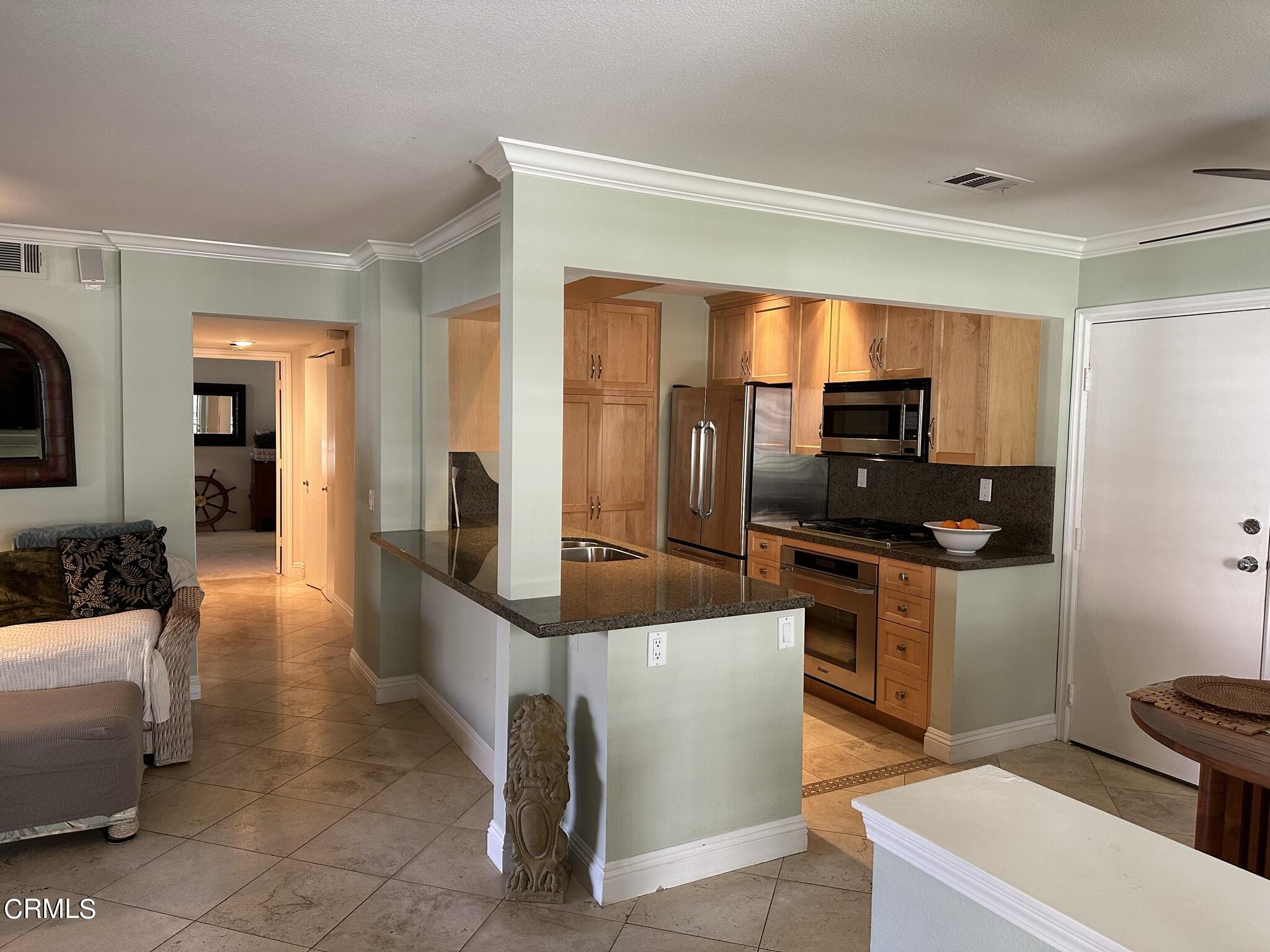 4475 Antigua Way Oxnard, CA 93035 - Photo 5 of 31 kitchen 1