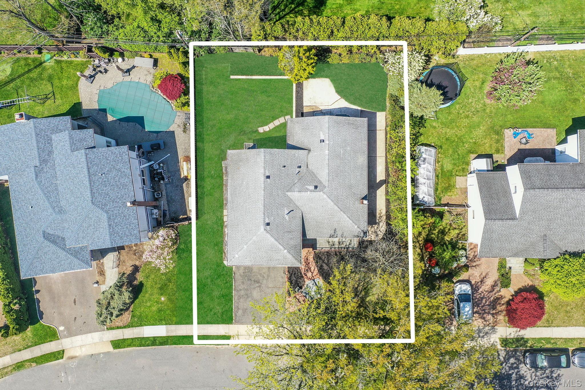 5 Warren Place Plainview, NY 11803 - Photo 41 of 42