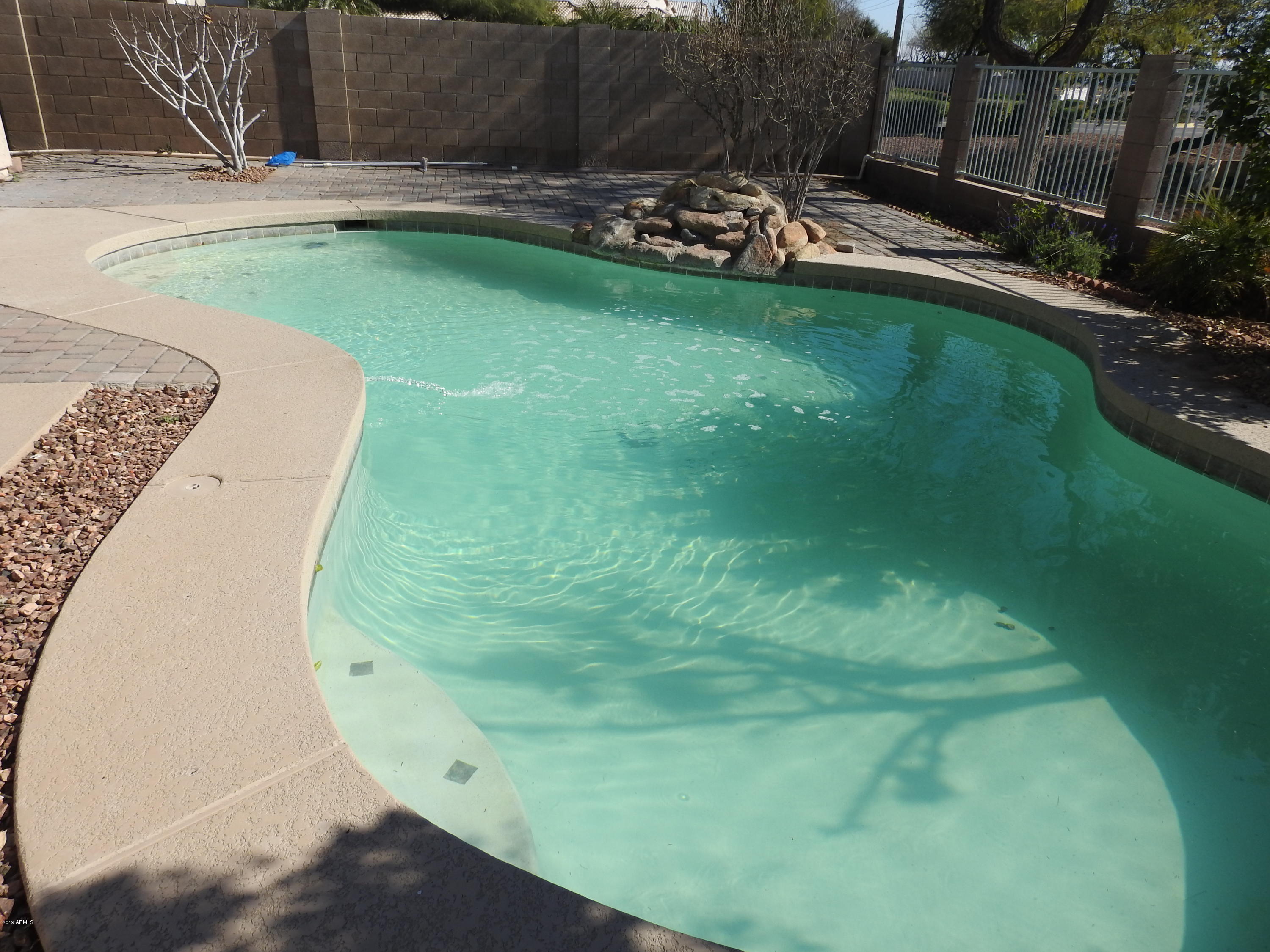 10909 West Almeria Road Avondale, AZ 85392 - Photo 13 of 31 DSCN0012
