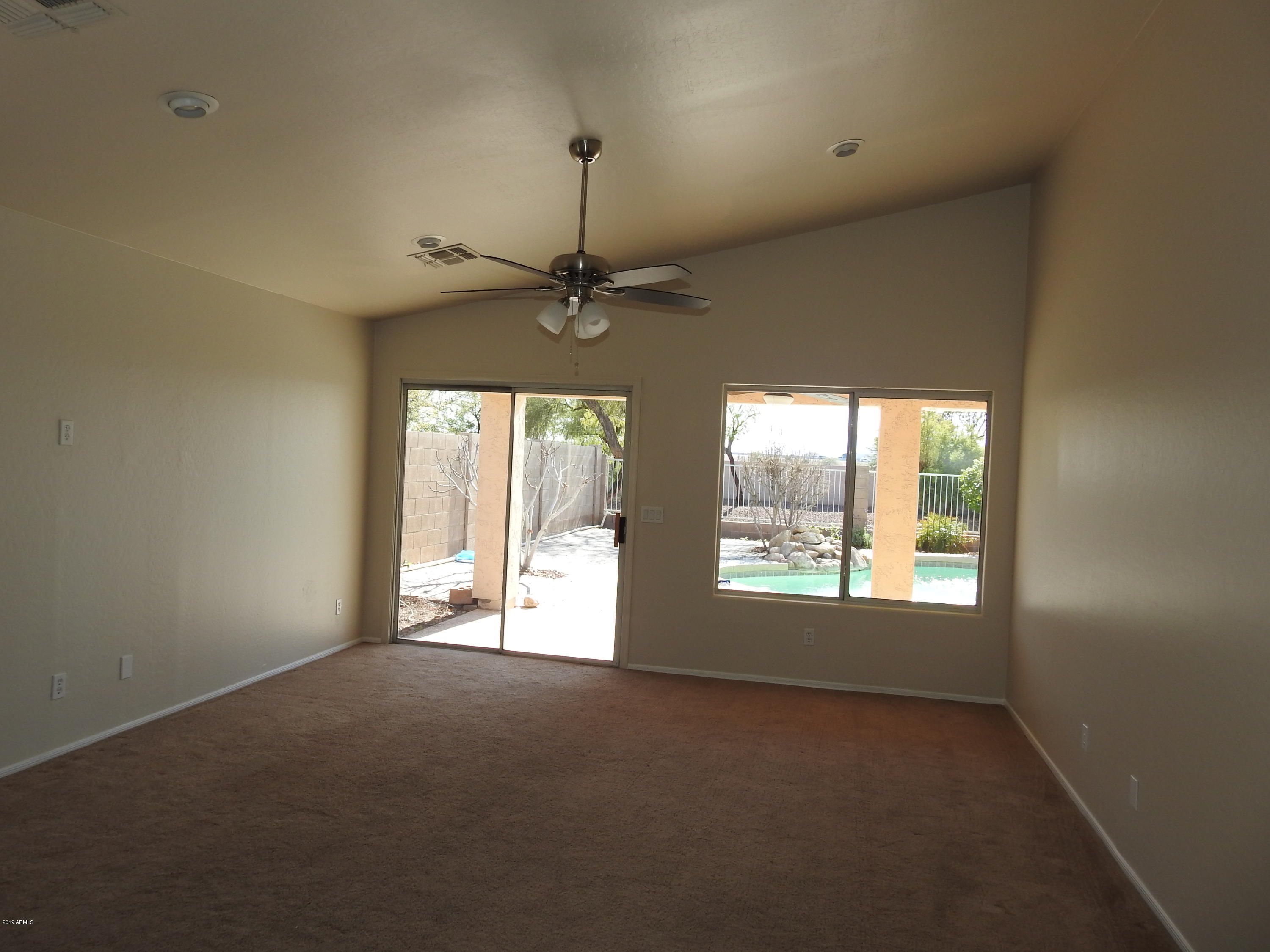 10909 West Almeria Road Avondale, AZ 85392 - Photo 23 of 31 DSCN9991