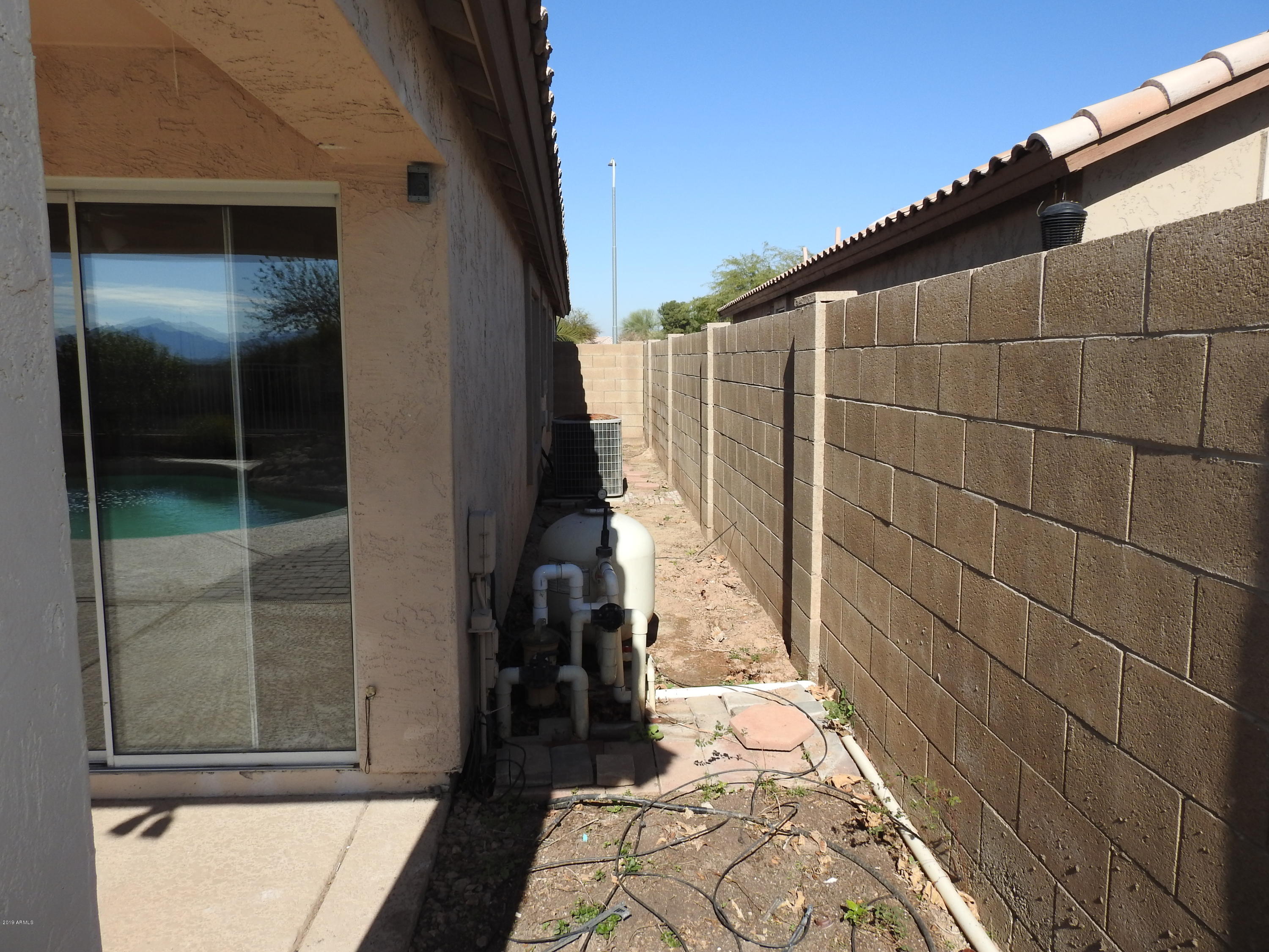 10909 West Almeria Road Avondale, AZ 85392 - Photo 10 of 31 DSCN0009