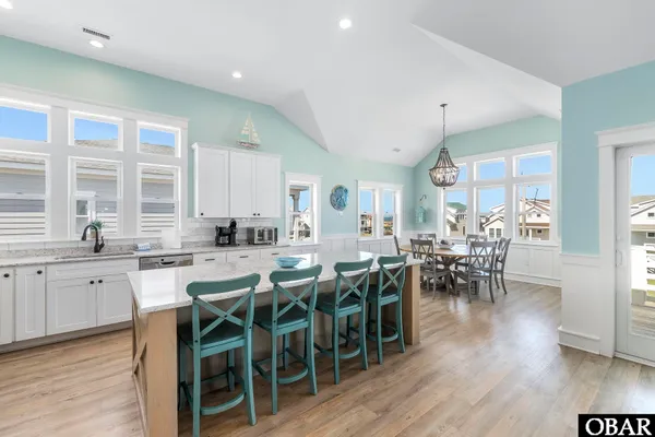 $1,599,995 | 4616 Lindbergh Avenue, Kitty Hawk, NC 27949