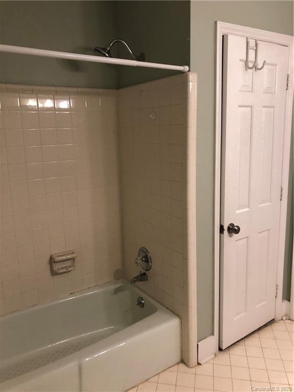 8219 Prince George Road Charlotte, NC 28210 - Photo 17 of 23 Gallery Image 17